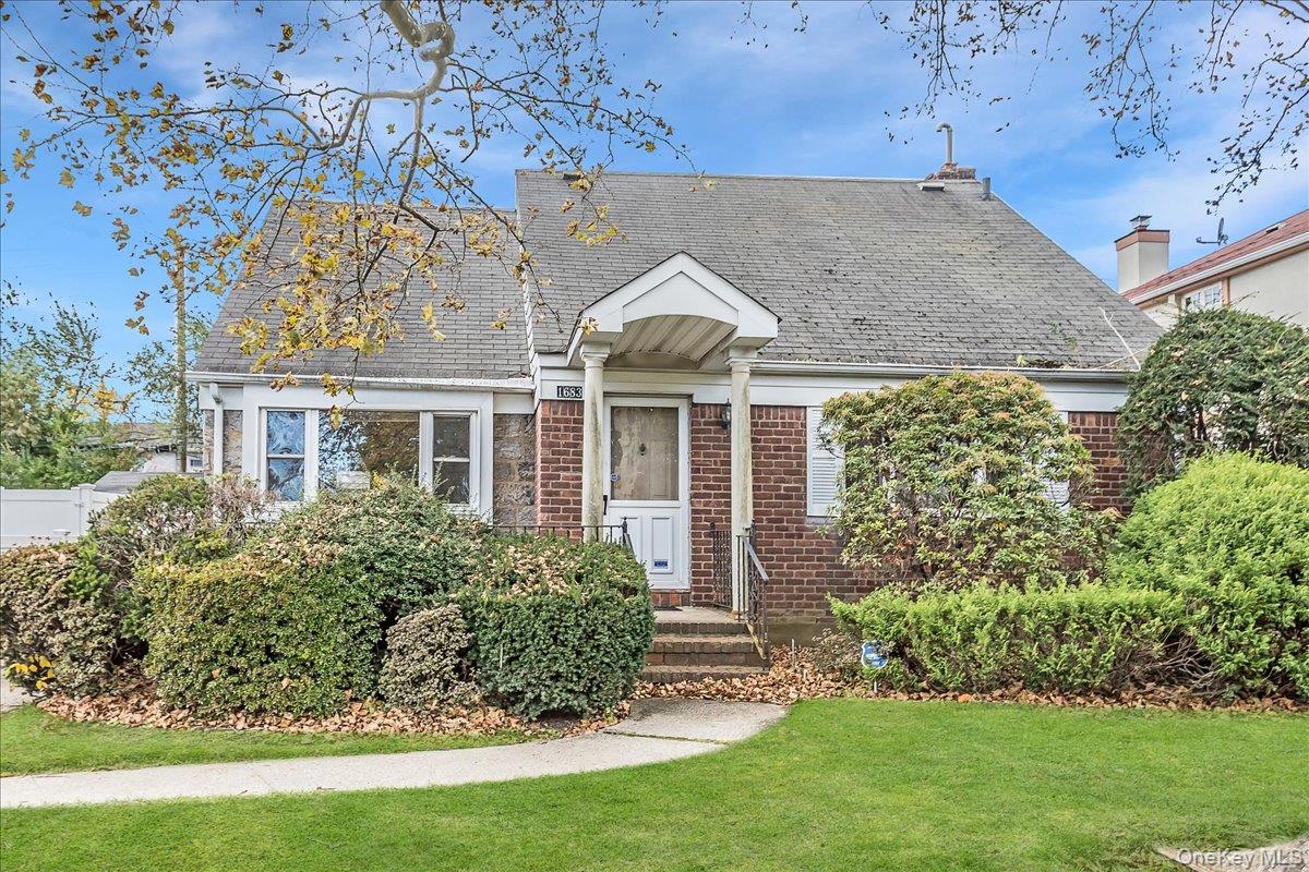 #1 photo, 1683 Stewart Avenue, New Hyde Park , NY 11040