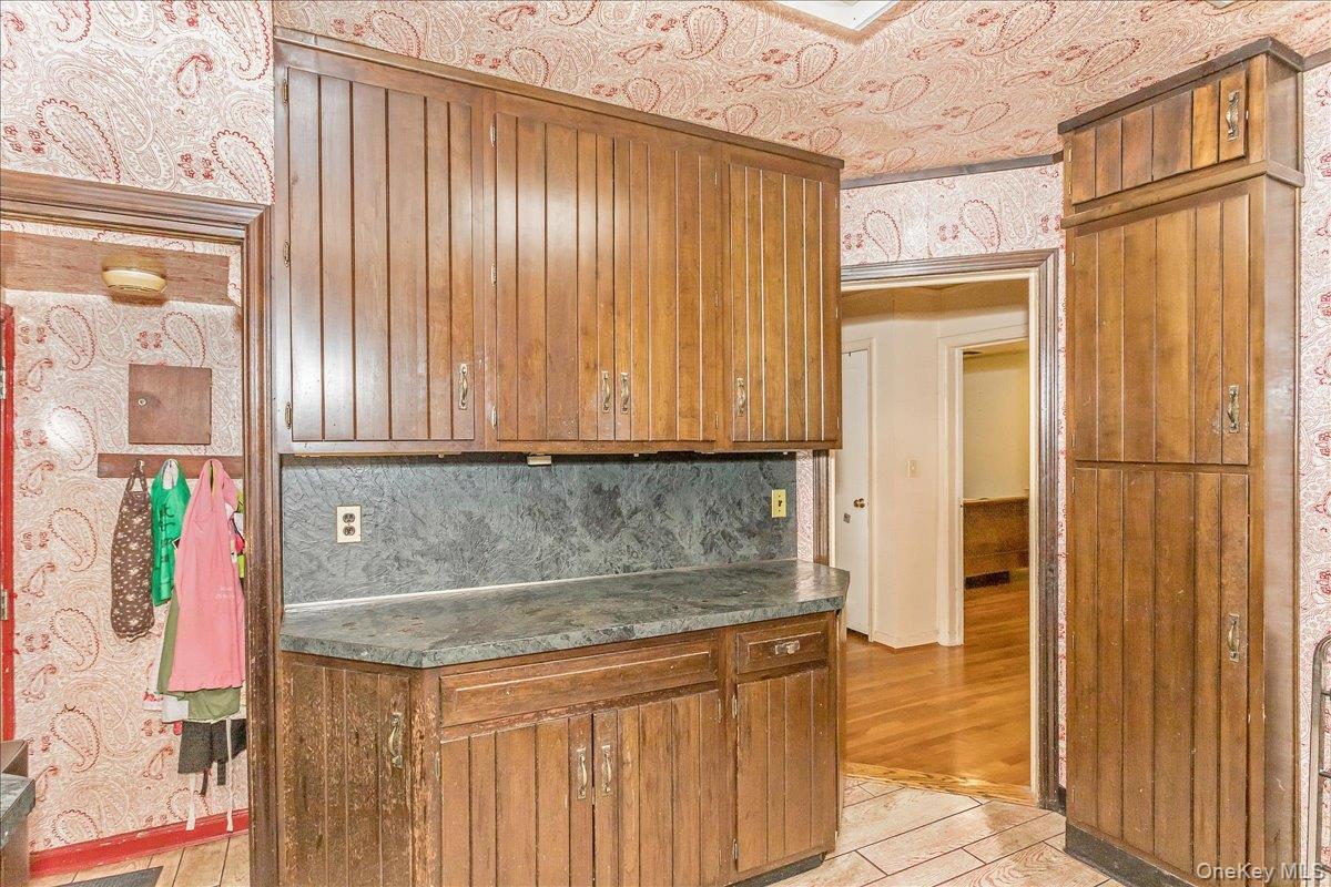 #11 photo, 1683 Stewart Avenue, New Hyde Park , NY 11040