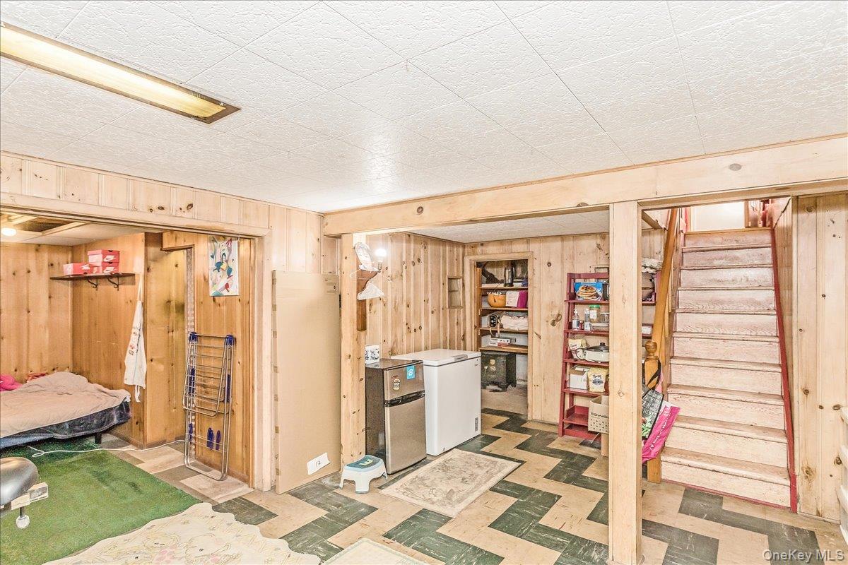 #20 photo, 1683 Stewart Avenue, New Hyde Park , NY 11040