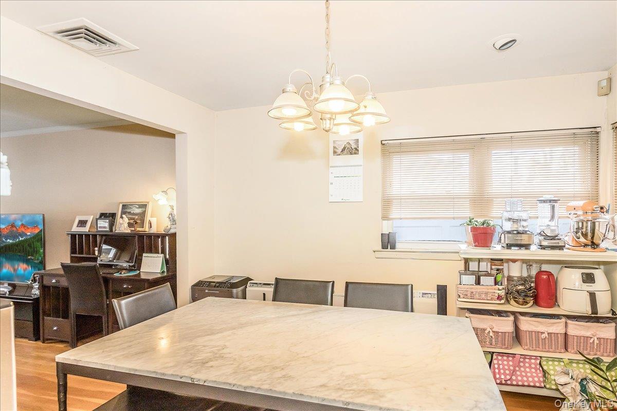 #9 photo, 1683 Stewart Avenue, New Hyde Park , NY 11040