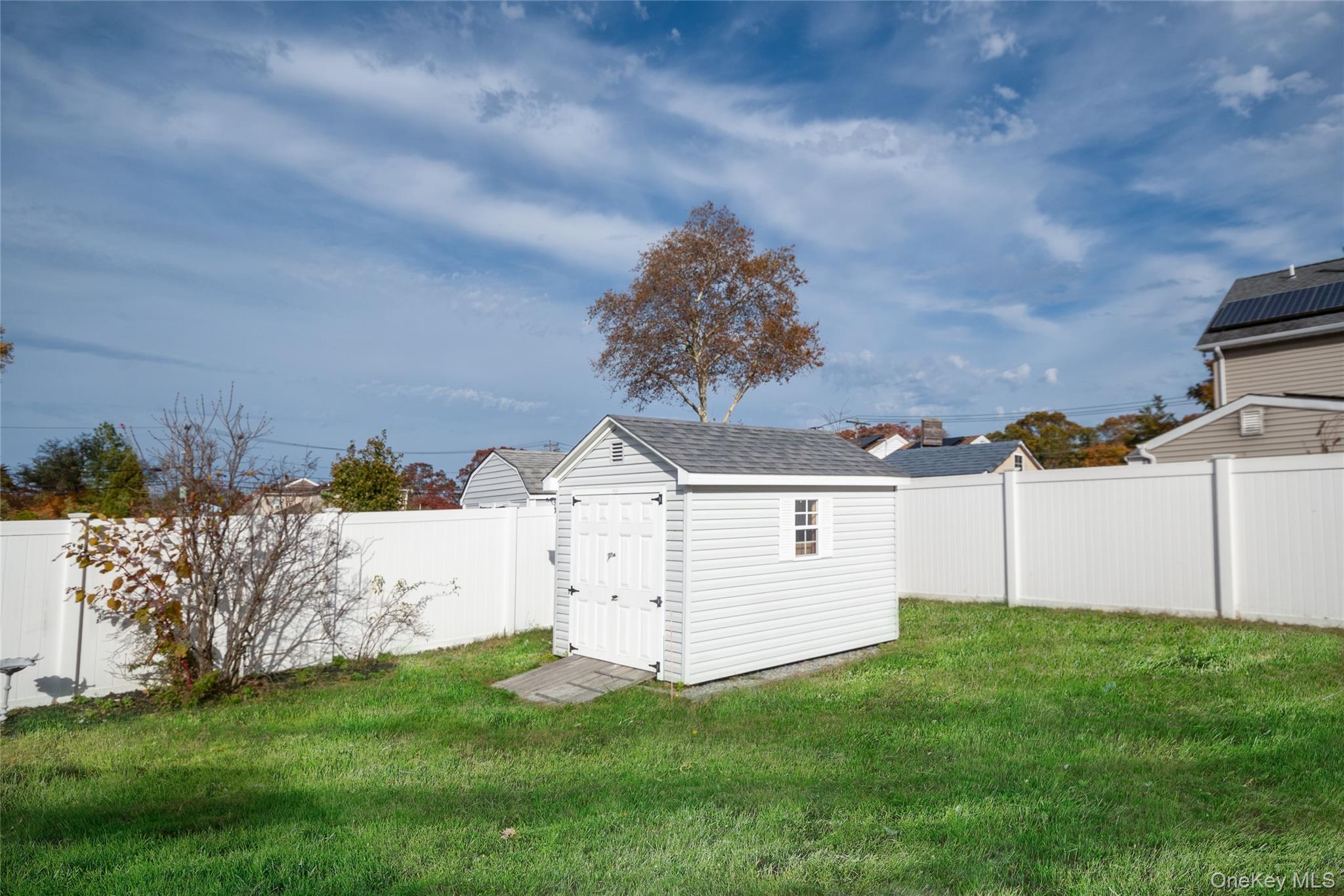 #7 photo, 1039 Carll Drive, Bay Shore , NY 11706