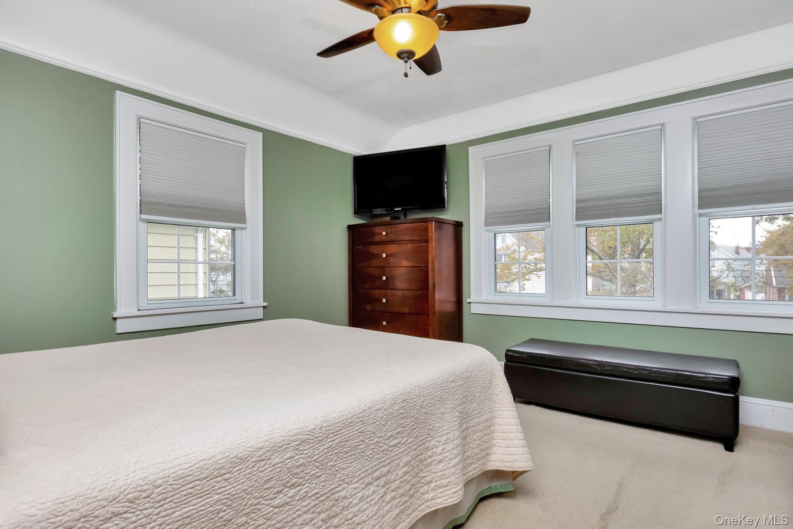 #14 photo, 91-15 Vanderveer Street, Queens Village , NY 11428