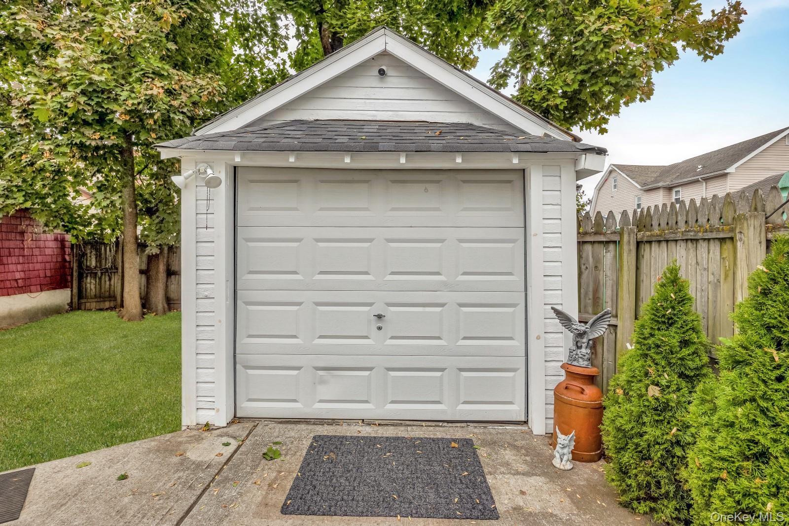 #17 photo, 91-15 Vanderveer Street, Queens Village , NY 11428