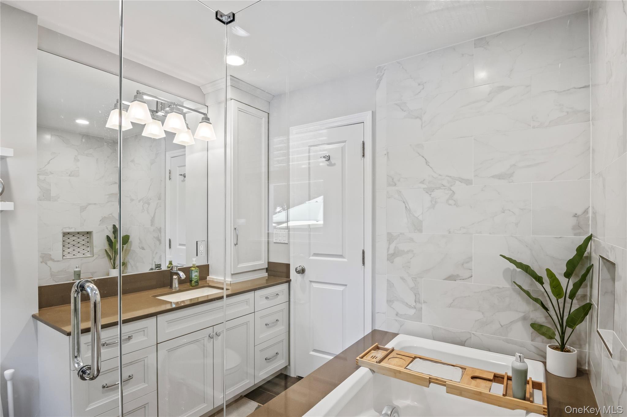 #17 photo, 5 Norma Lane, Kings Park , NY 11754