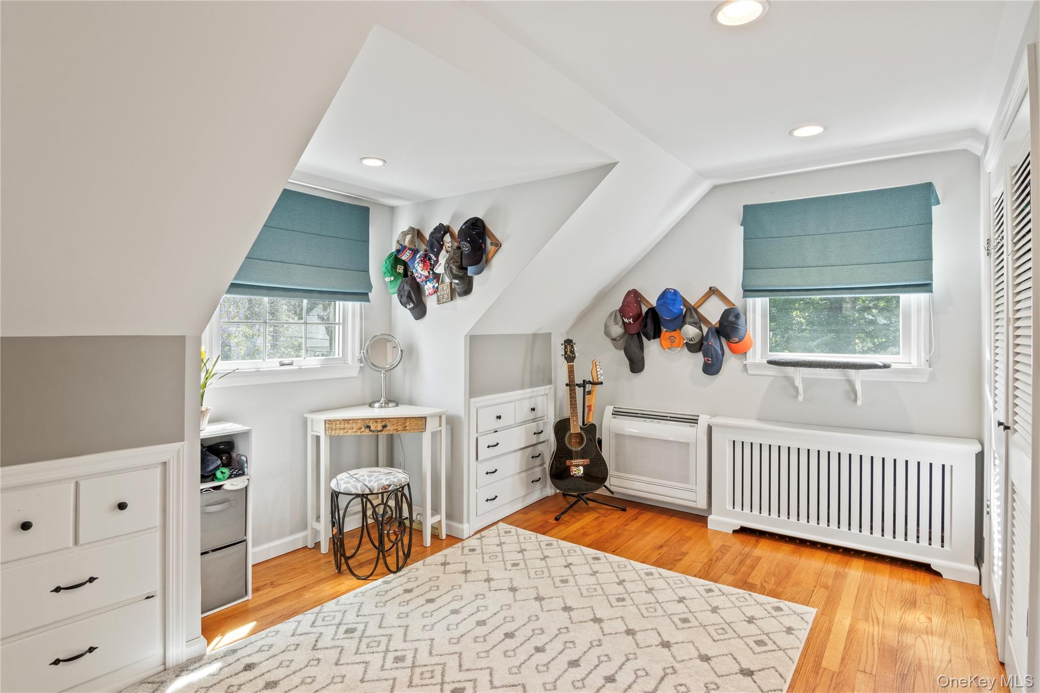 #20 photo, 5 Norma Lane, Kings Park , NY 11754