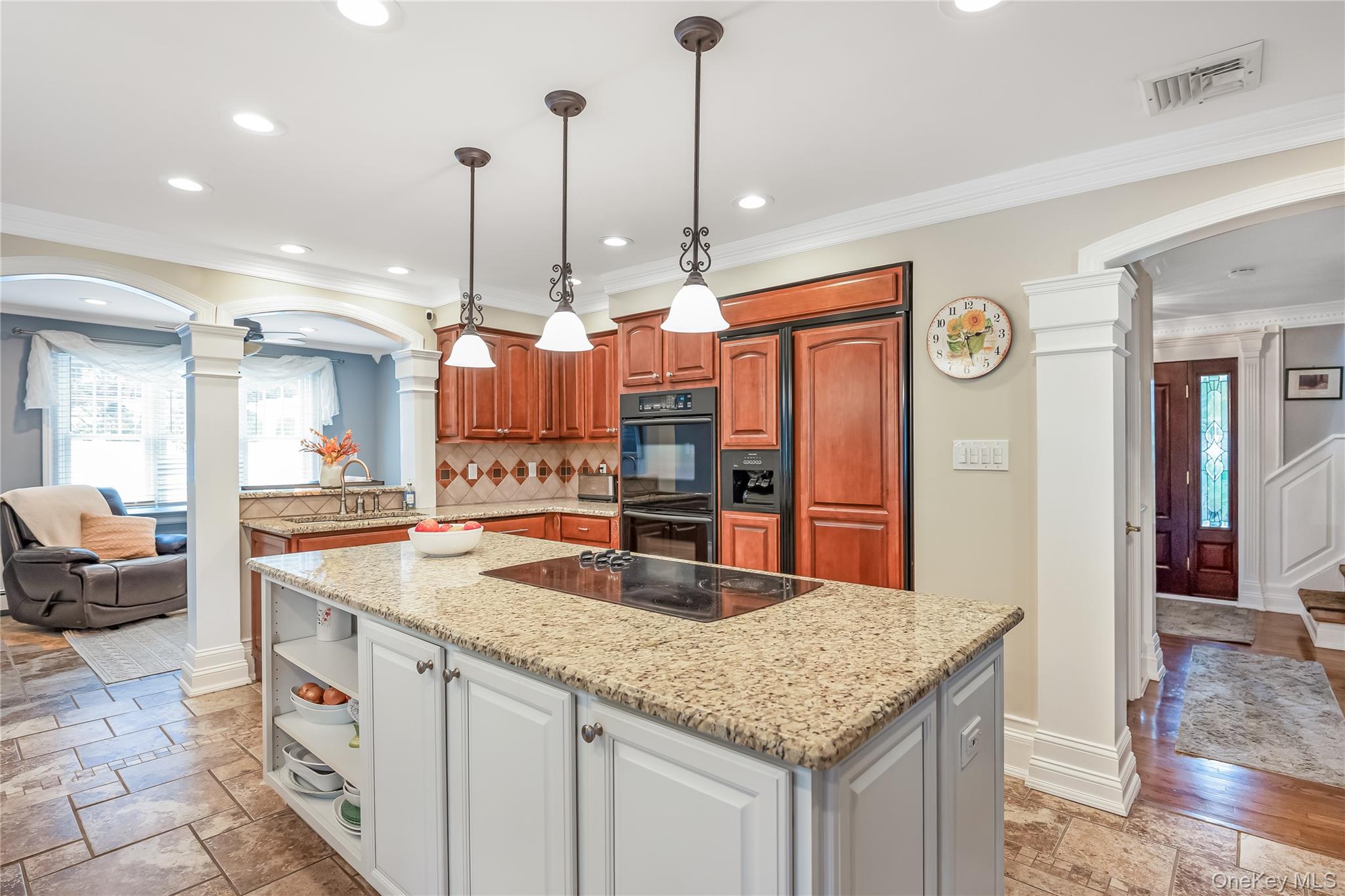 #13 photo, 74 Loop Drive, Sayville , NY 11782