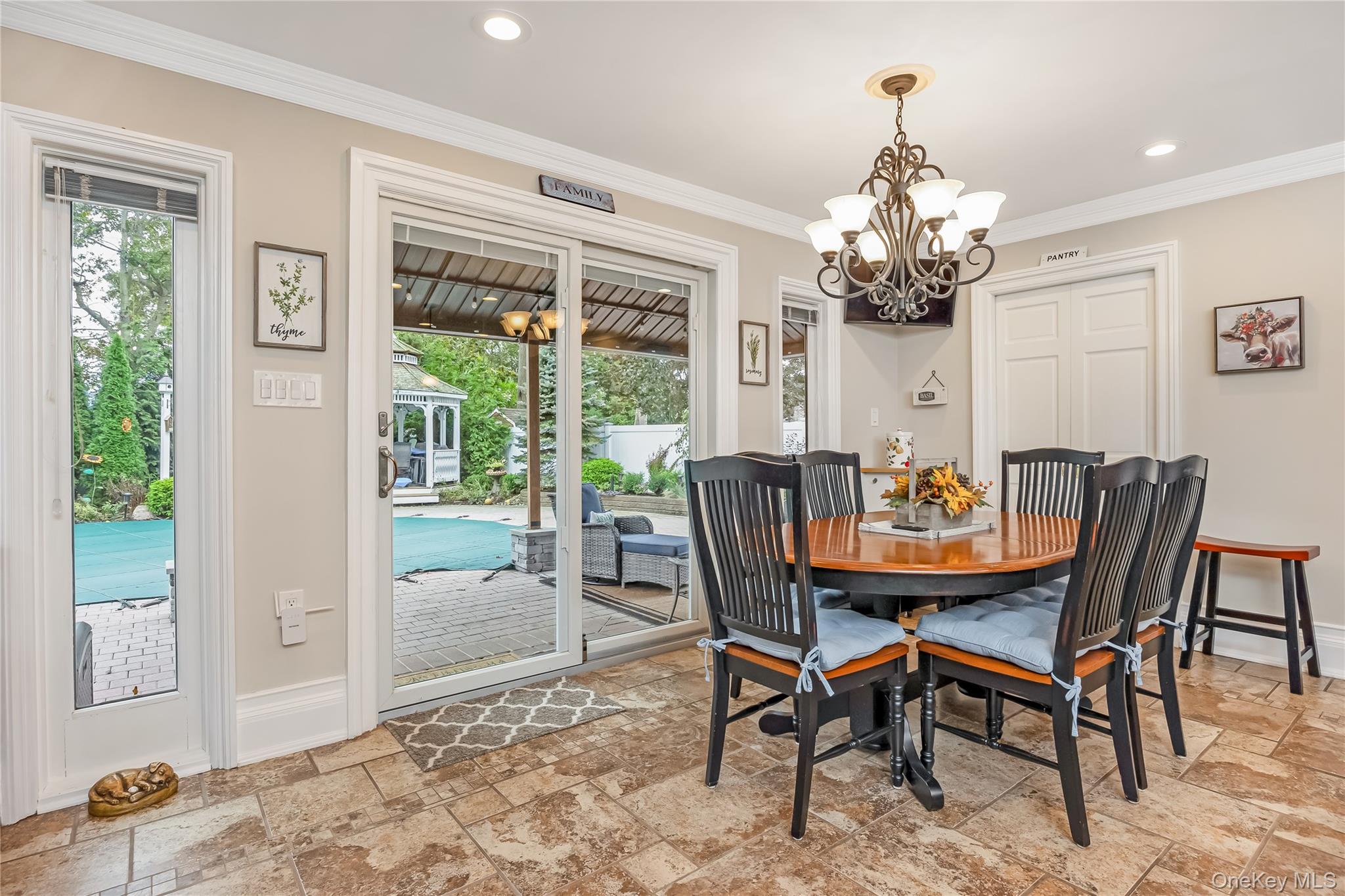 #19 photo, 74 Loop Drive, Sayville , NY 11782