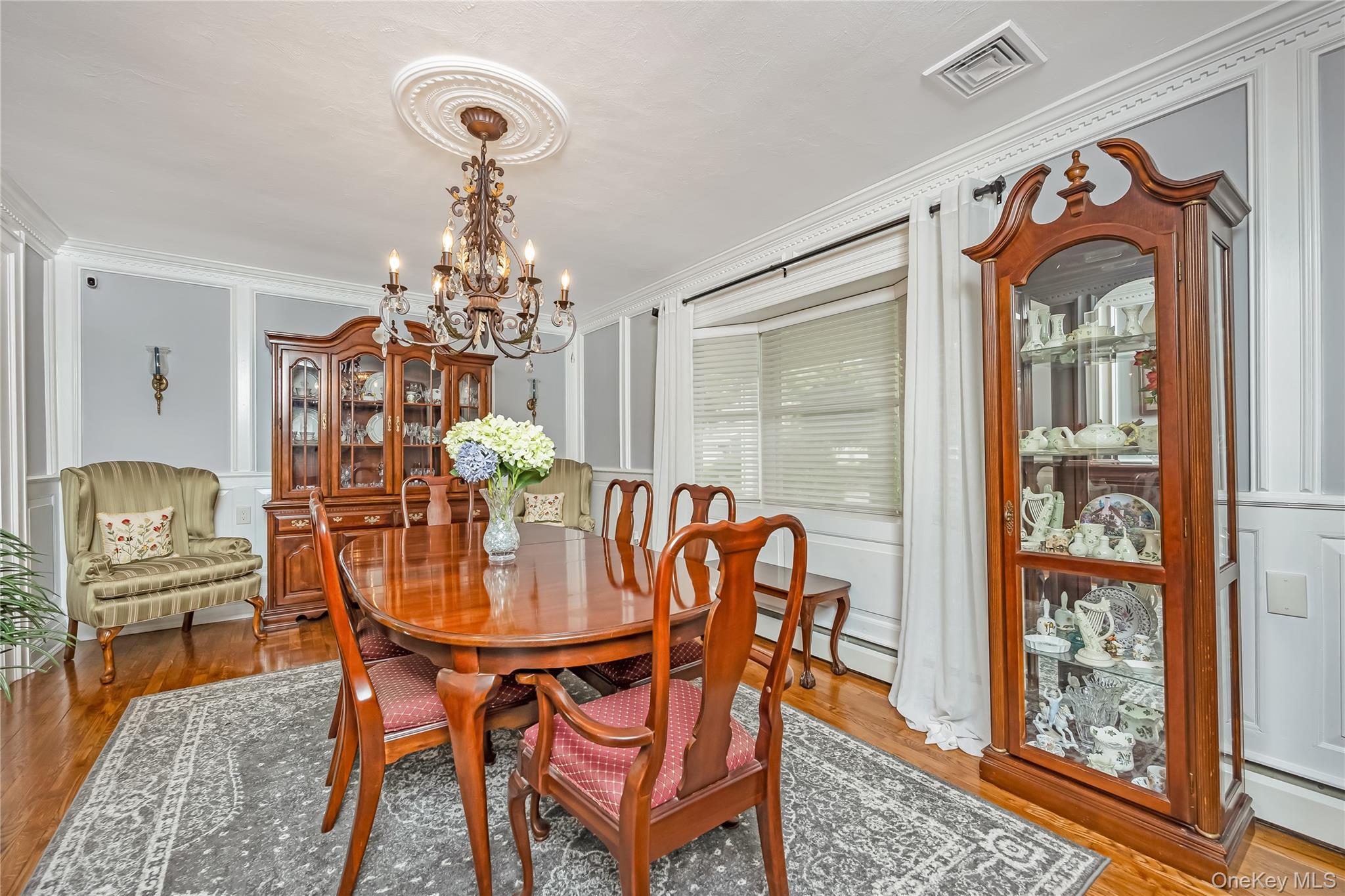 #8 photo, 74 Loop Drive, Sayville , NY 11782