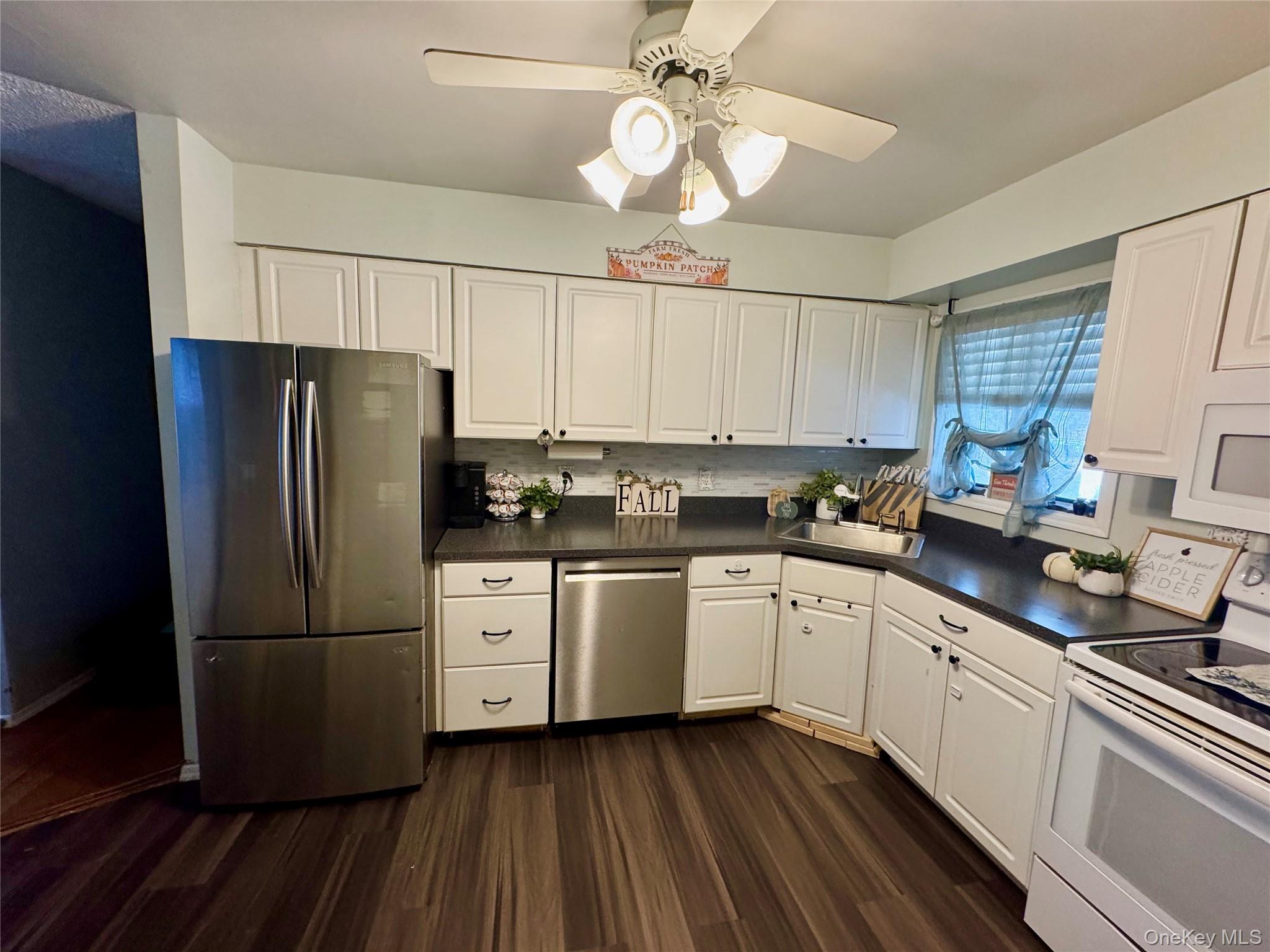 #2 photo, 99 Grand Avenue, Shirley , NY 11967