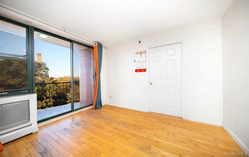 #8 photo, 136-16 35th Avenue, Flushing , NY 11354