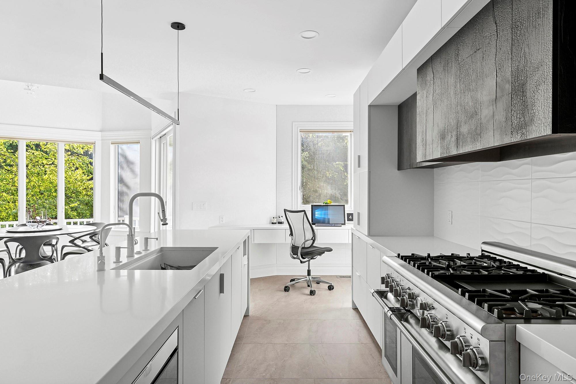 #10 photo, 144 Round Swamp Road, West Hills , NY 11743