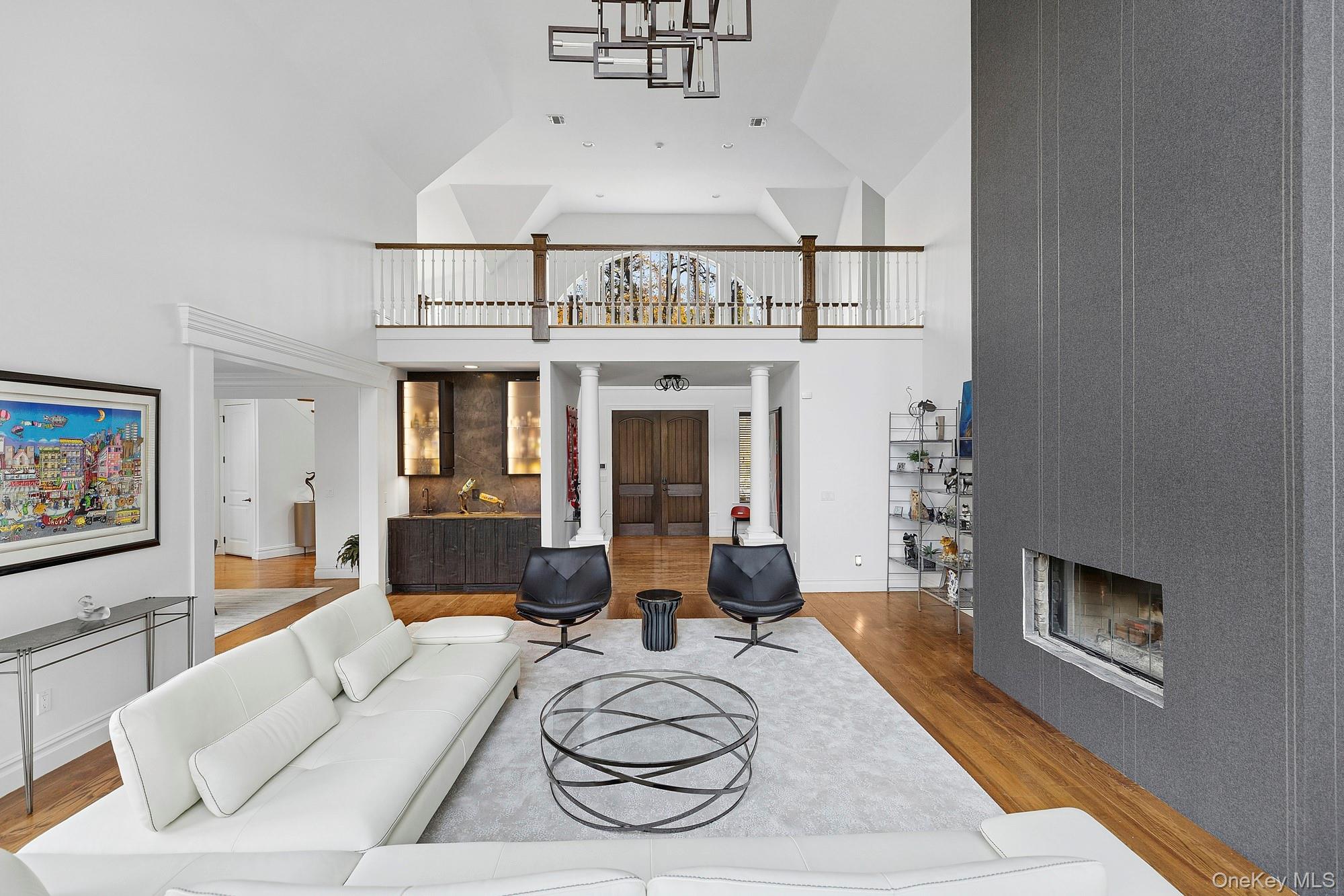 #13 photo, 144 Round Swamp Road, West Hills , NY 11743