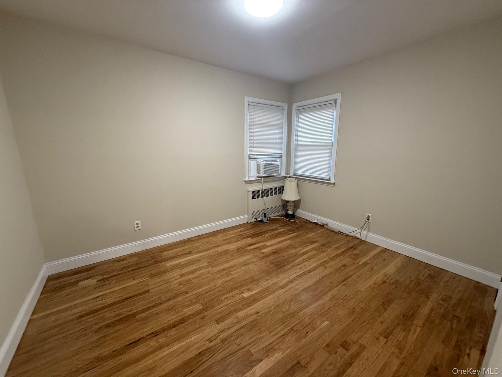 #12 photo, 110 Evergreen Avenue, Lynbrook , NY 11563