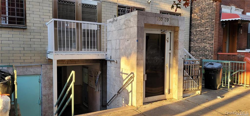 #2 photo, 100-09 39 Avenue, Corona , NY 11368