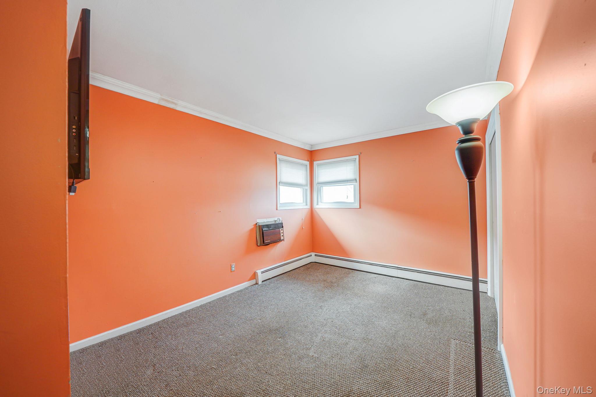 #20 photo, 501 Windmill Avenue, West Babylon , NY 11704