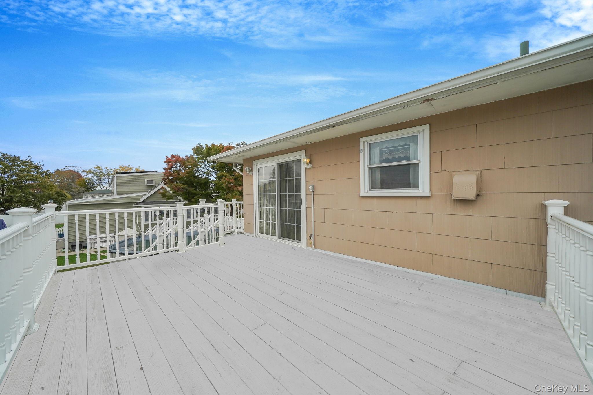 #9 photo, 501 Windmill Avenue, West Babylon , NY 11704