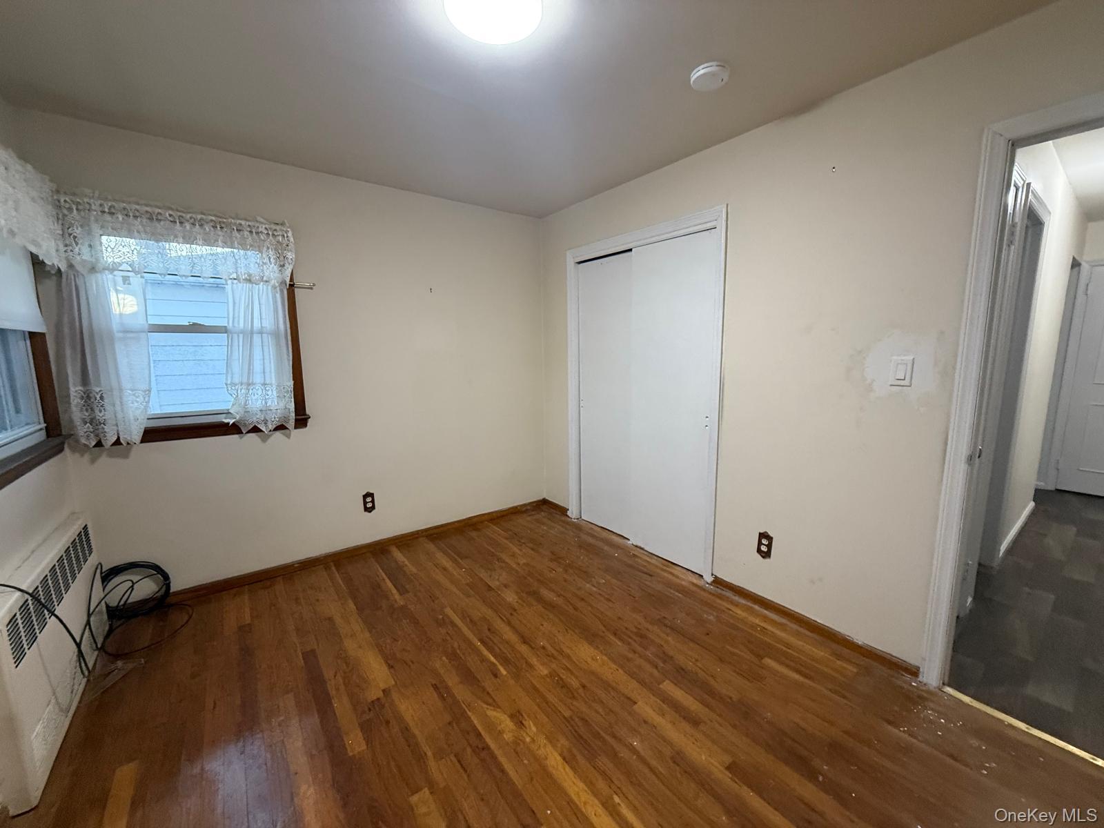 #12 photo, 110 Evergreen Avenue, Lynbrook , NY 11563