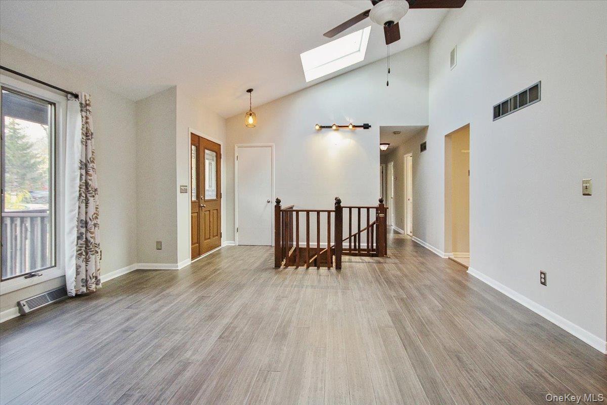 #10 photo, 102 Old Post Road, Marlboro , NY 12542