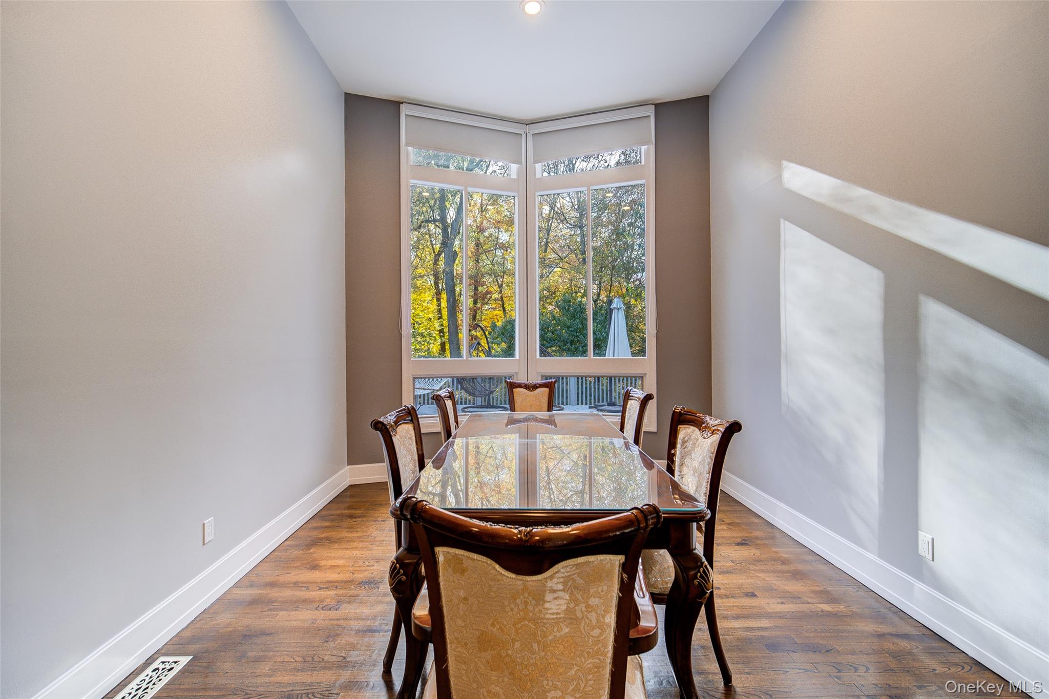 #11 photo, 4 Ayr Court, Airmont , NY 10901