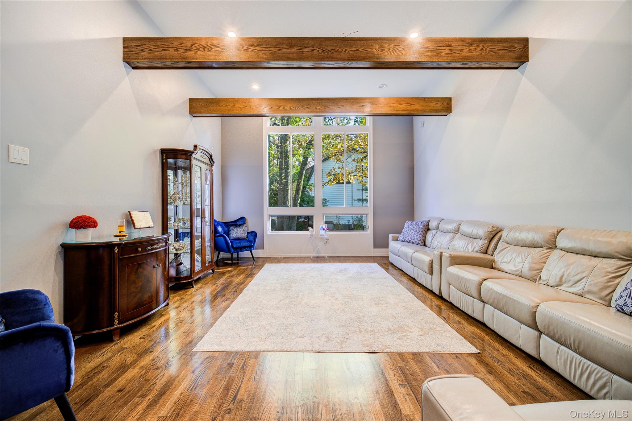 #8 photo, 4 Ayr Court, Airmont , NY 10901