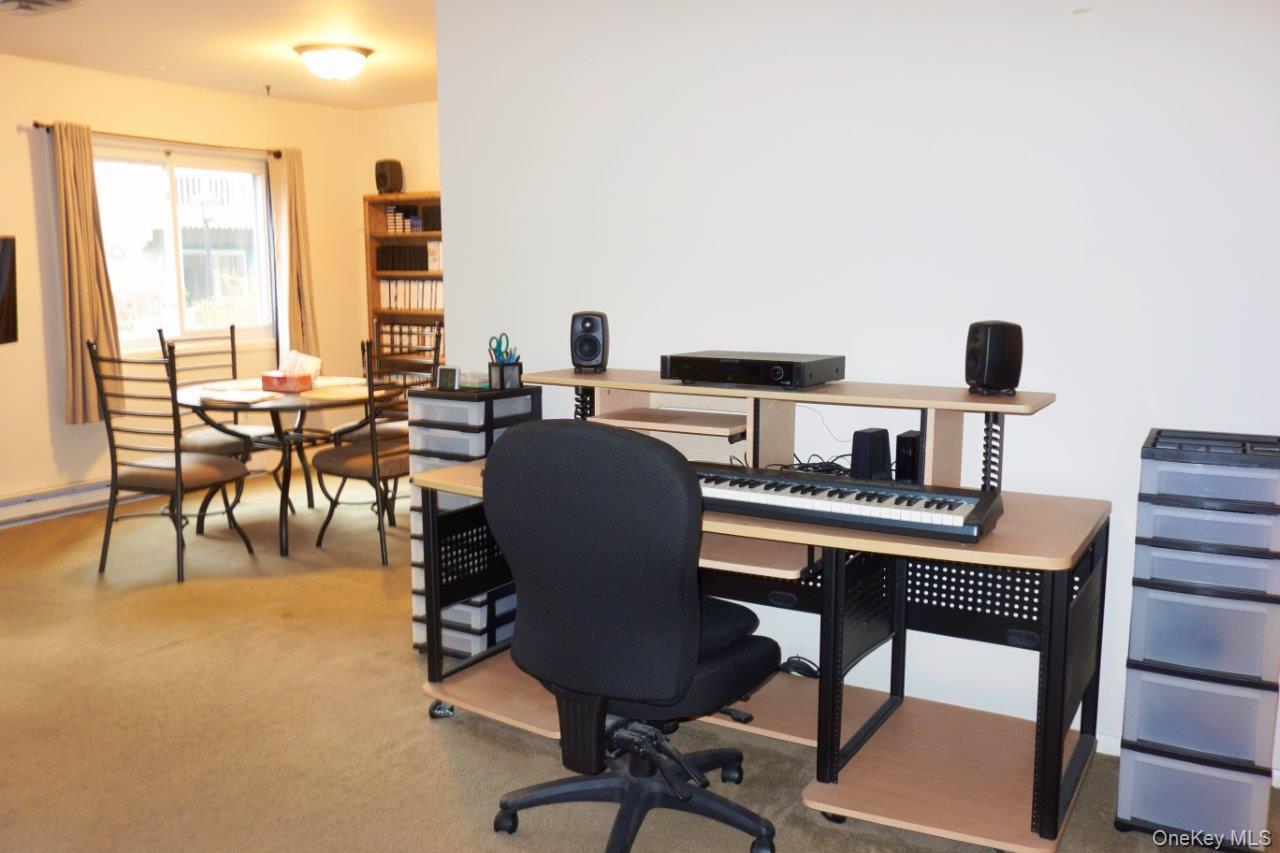 #10 photo, 76 Sterling, Beacon , NY 12508