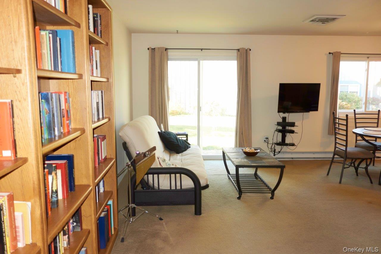 #9 photo, 76 Sterling, Beacon , NY 12508