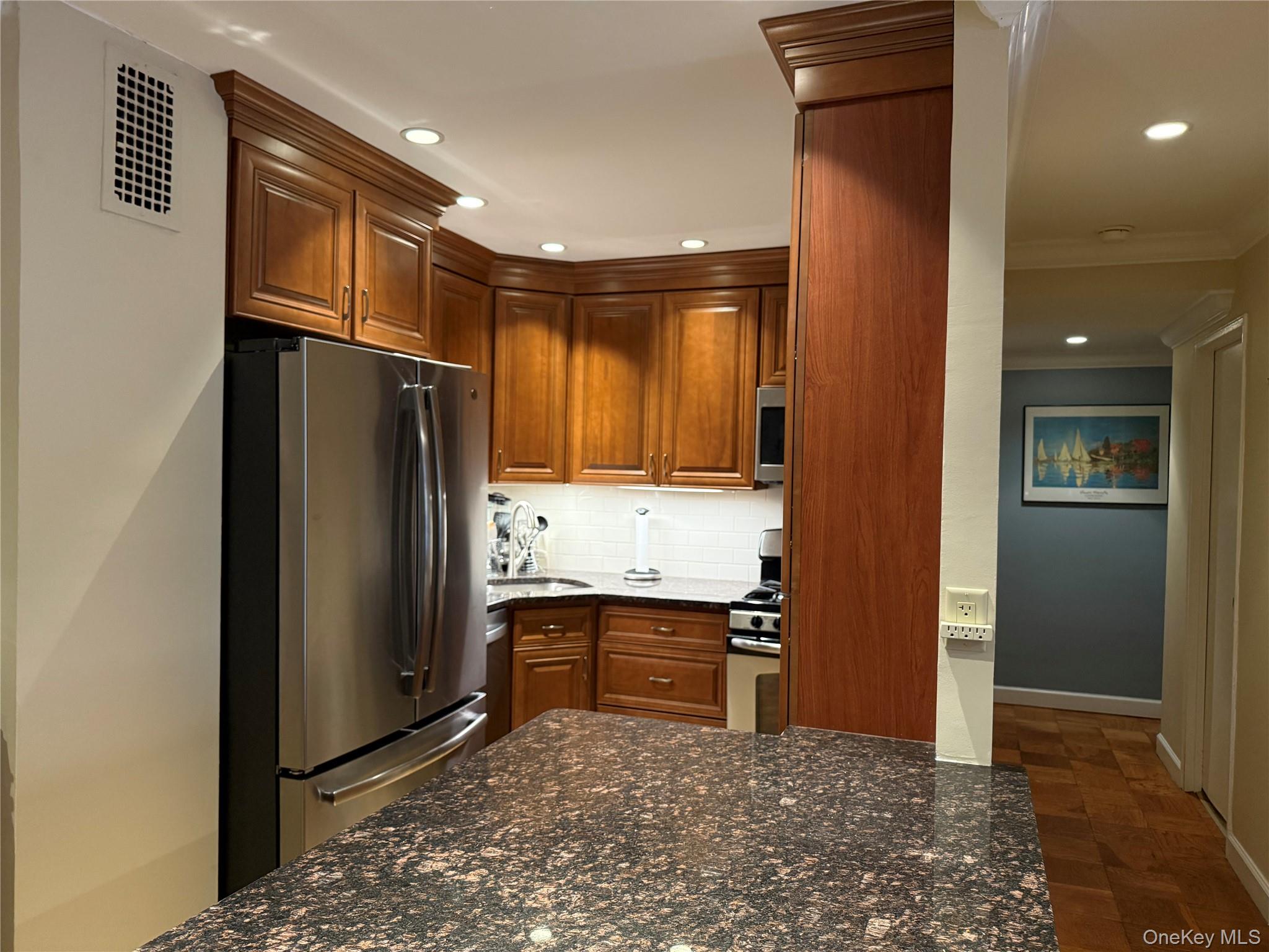 #1 photo, 25 Lake Street, White Plains , NY 10603