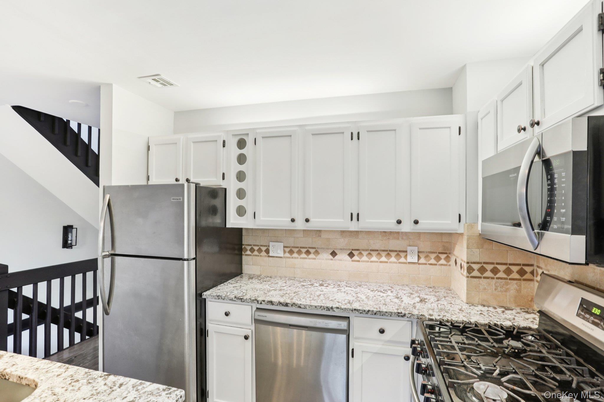 #10 photo, 6 Pheasant Walk, Peekskill , NY 10566