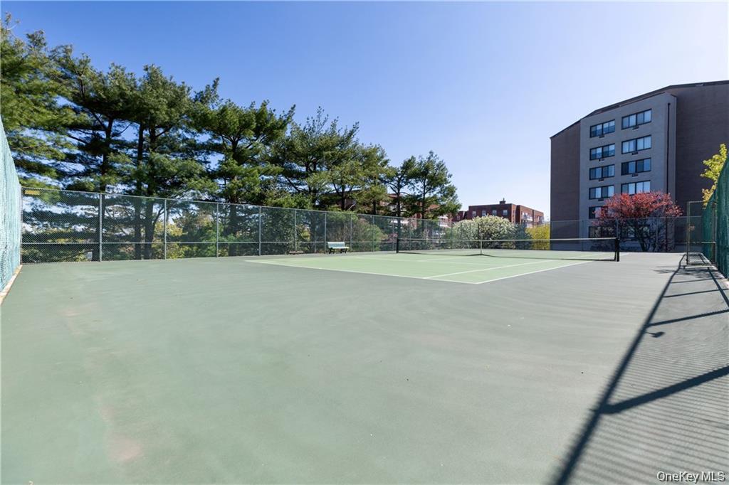 #14 photo, 703 Pelham Road, New Rochelle , NY 10805