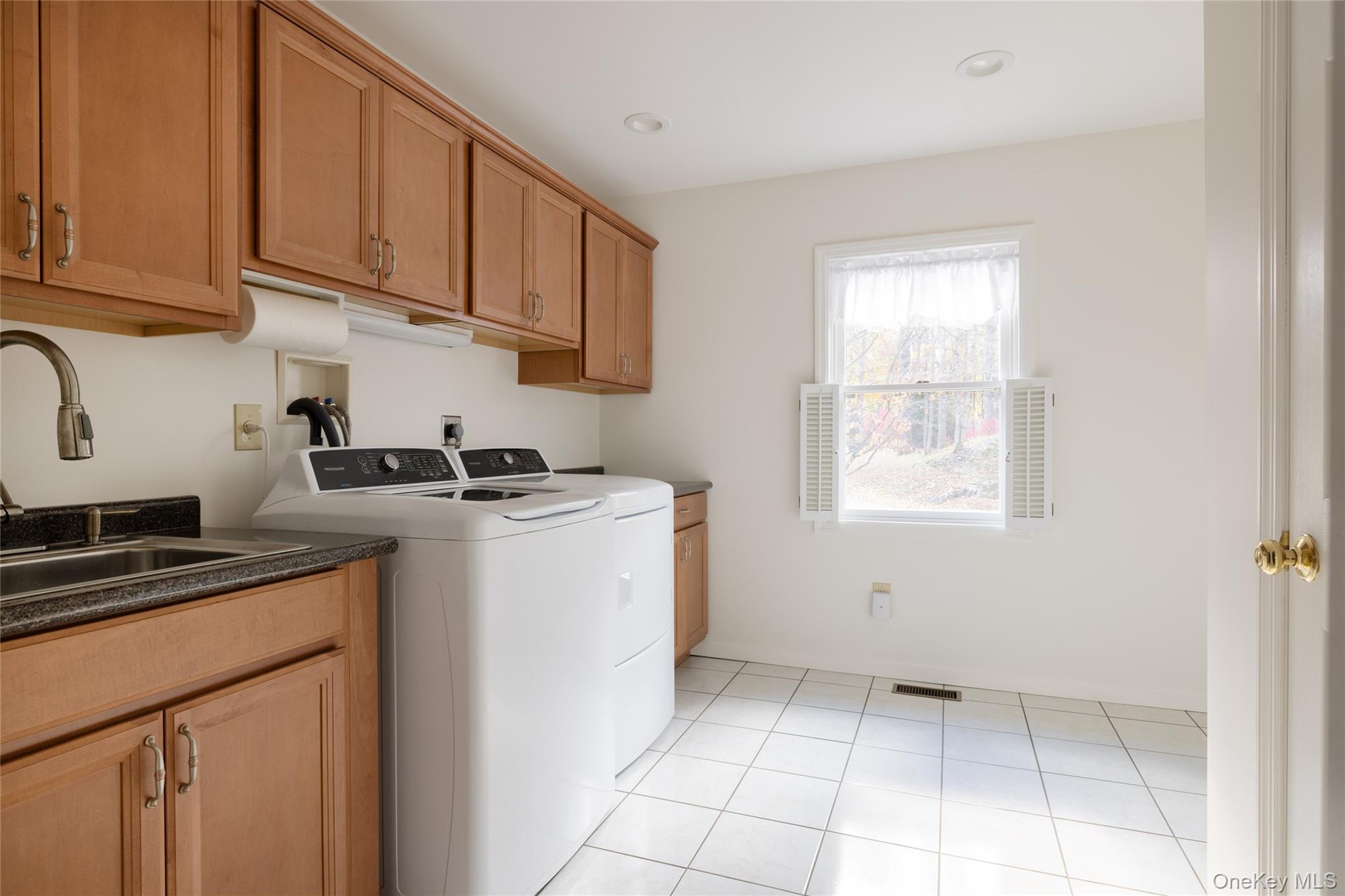 #15 photo, 6 Somers Drive, Rhinebeck , NY 12572