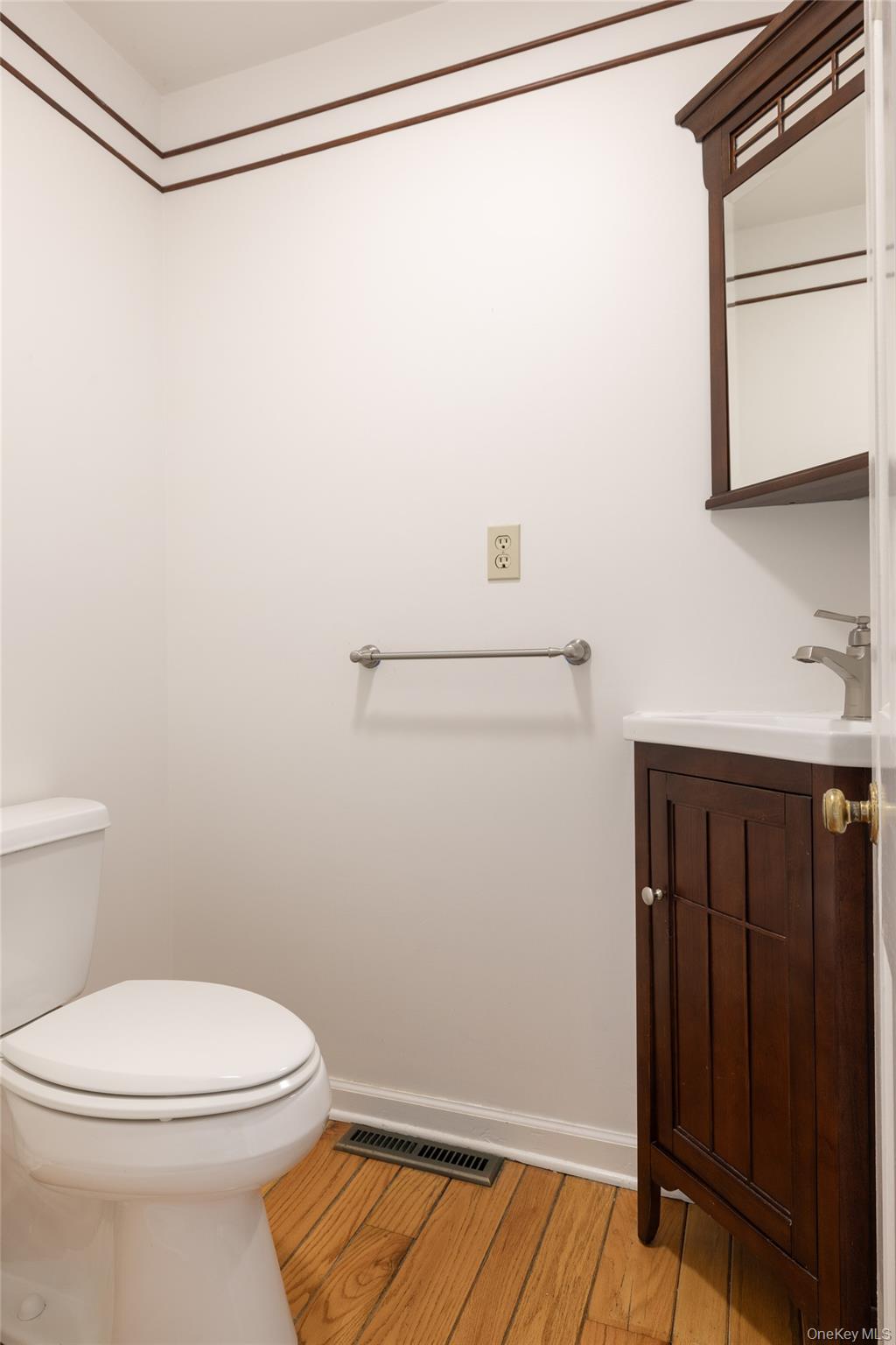 #17 photo, 6 Somers Drive, Rhinebeck , NY 12572