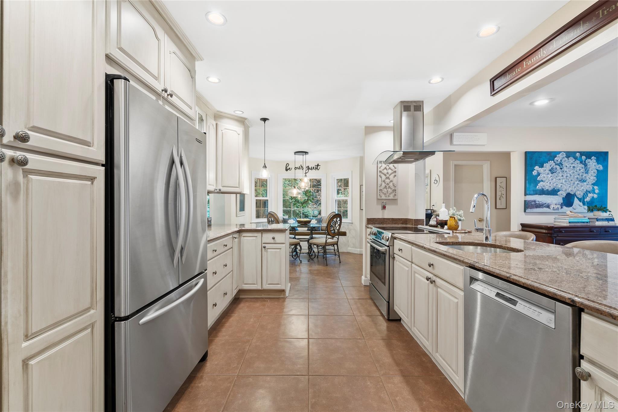 #10 photo, 442 Hoffman Lane, Hauppauge , NY 11788