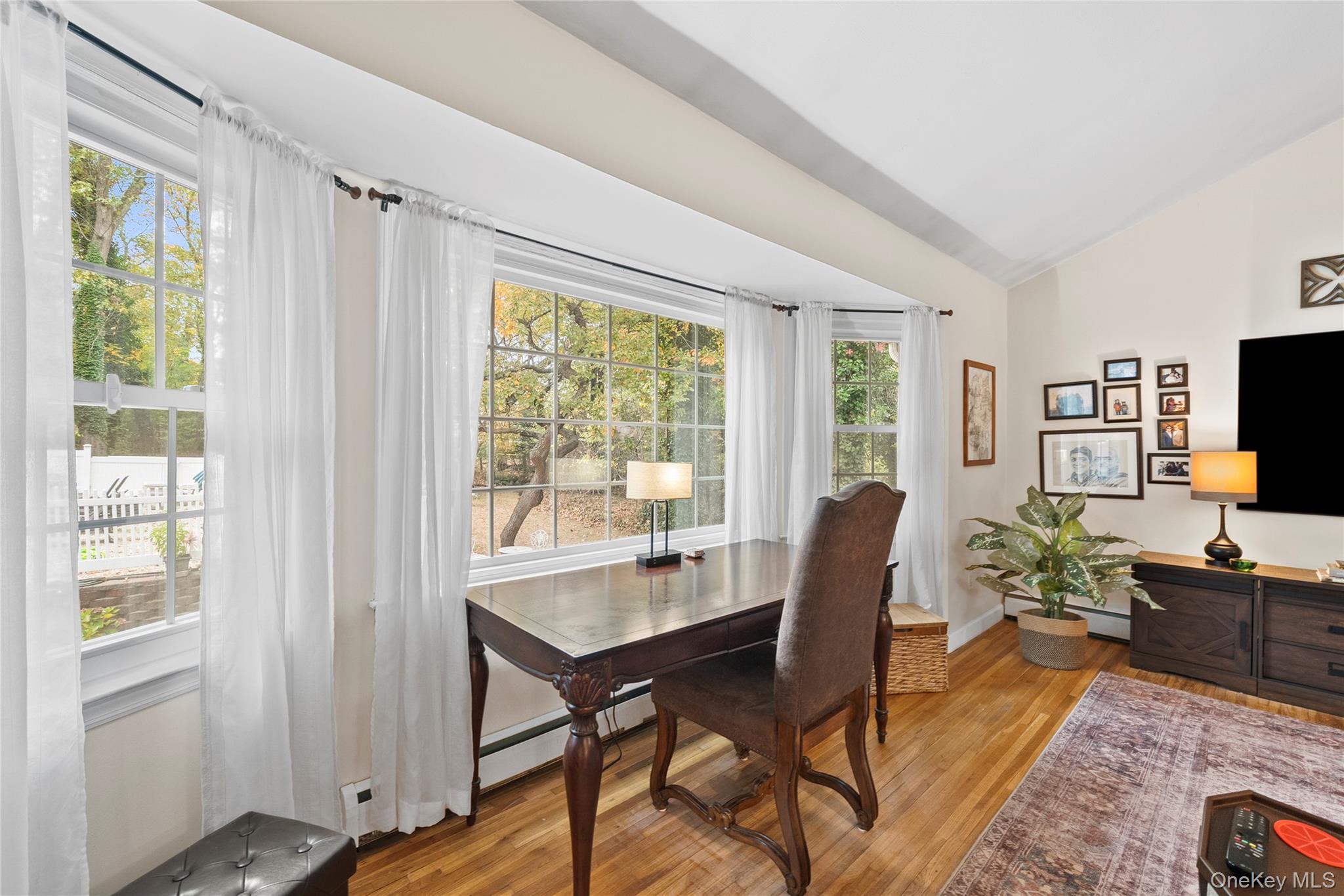 #20 photo, 442 Hoffman Lane, Hauppauge , NY 11788