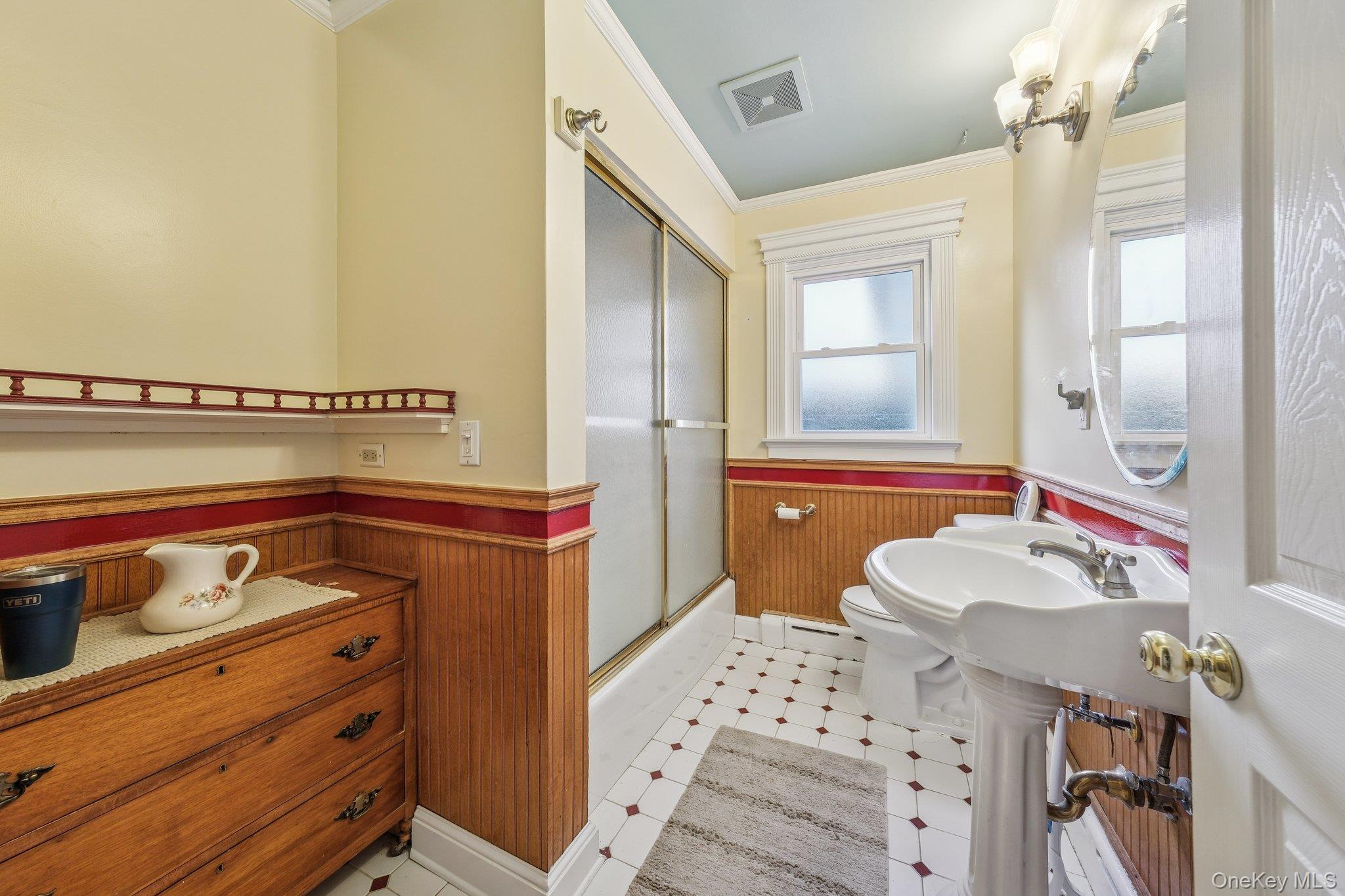 #10 photo, 15 S Beechwood Road, Bedford Hills , NY 10507