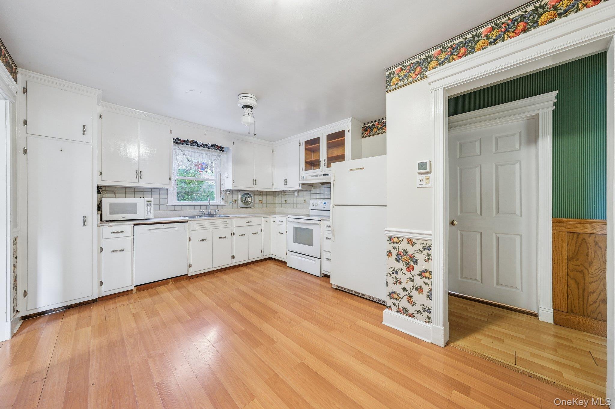 #7 photo, 15 S Beechwood Road, Bedford Hills , NY 10507