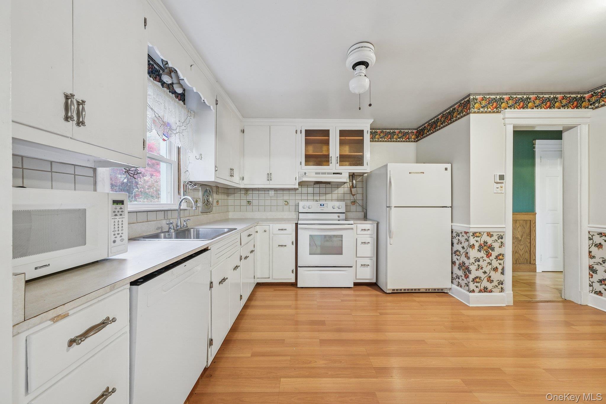 #8 photo, 15 S Beechwood Road, Bedford Hills , NY 10507