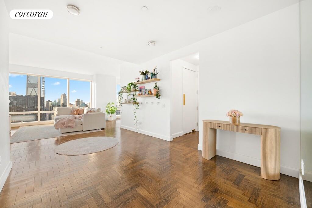 #8 photo, 845 UNITED NATIONS Plaza, Turtle Bay , NY 10017