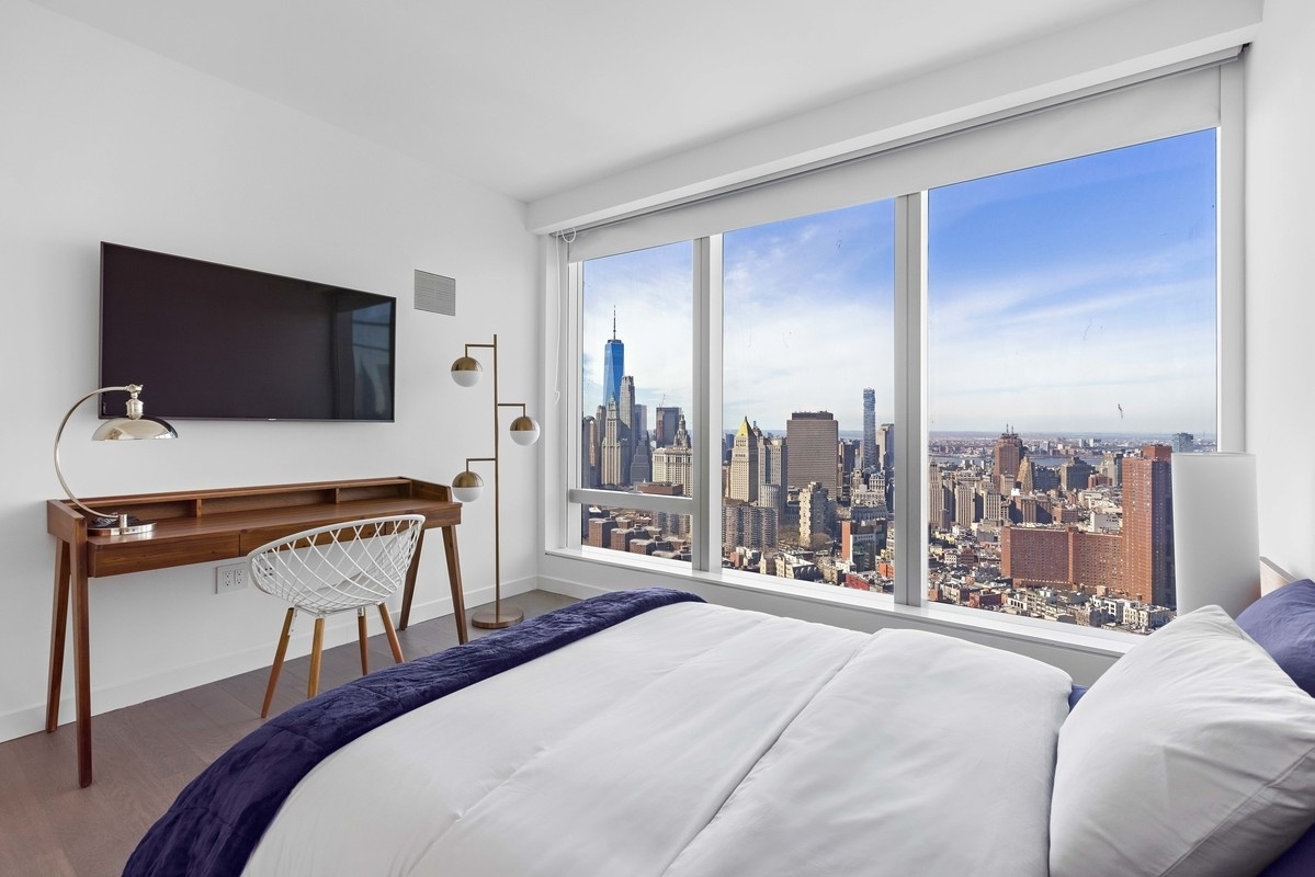 #10 photo, 252 South Street, Lower East Side , NY 10002