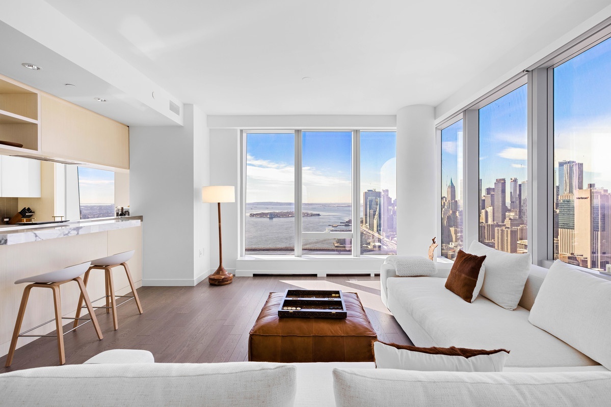 #5 photo, 252 South Street, Lower East Side , NY 10002