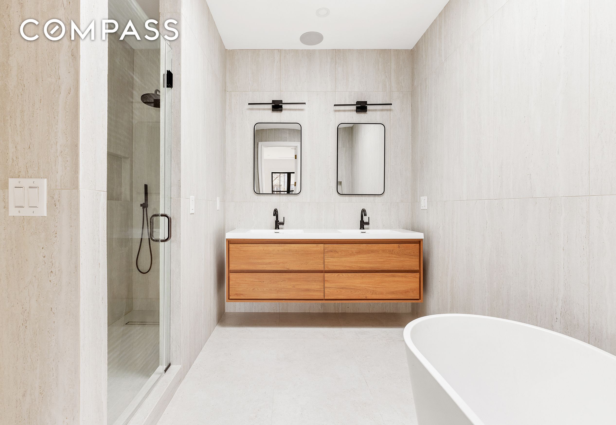 #9 photo, 1044 Jefferson Avenue, Bushwick , NY 11221