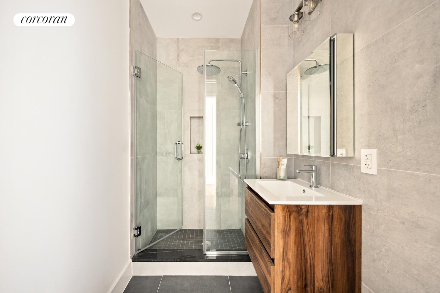 #7 photo, 503 CLINTON Avenue, Clinton Hill , NY 11238