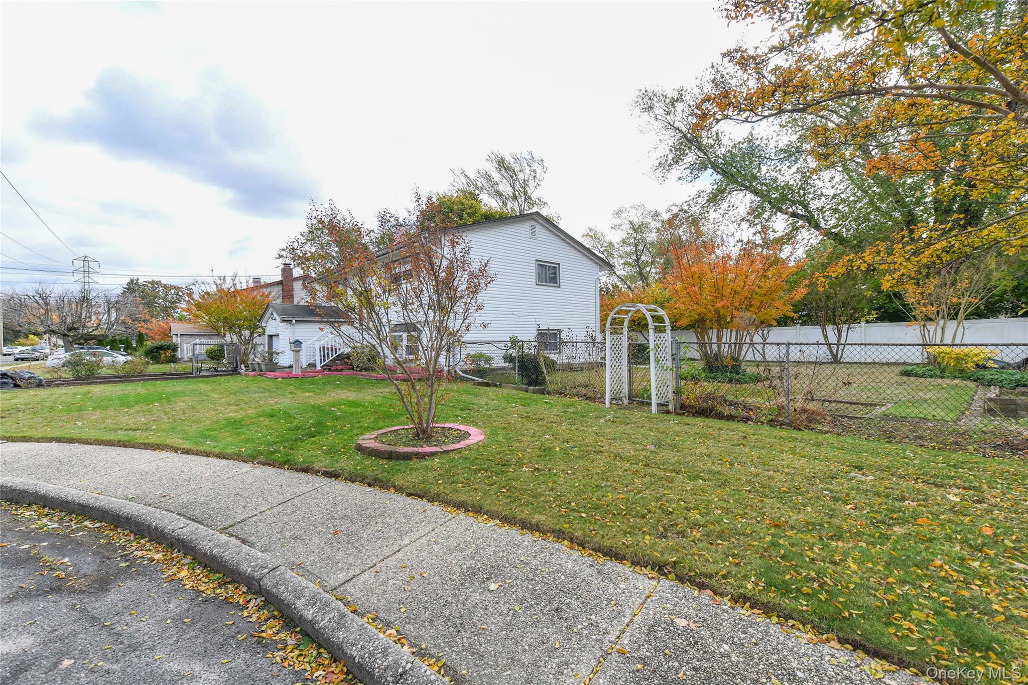 #3 photo, 6 Clarke Street, Brentwood , NY 11717