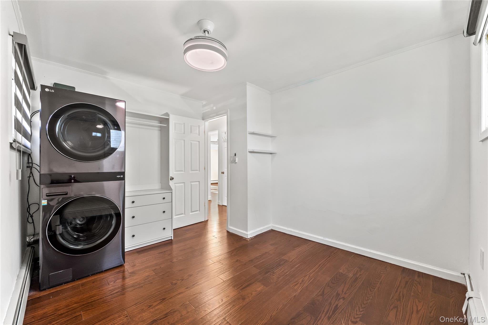 #11 photo, 197 Blacksmith Road, Levittown , NY 11756