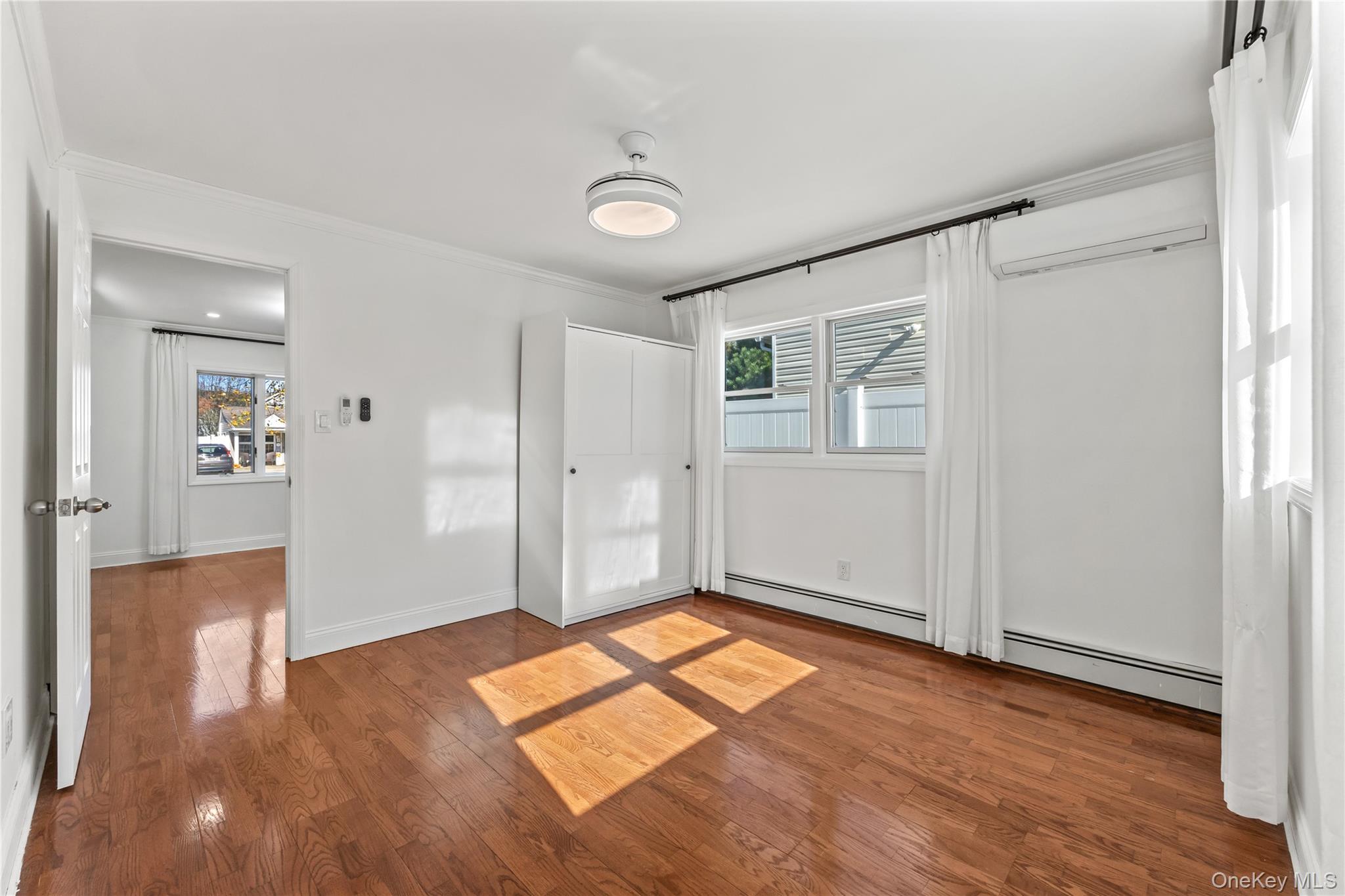 #16 photo, 197 Blacksmith Road, Levittown , NY 11756