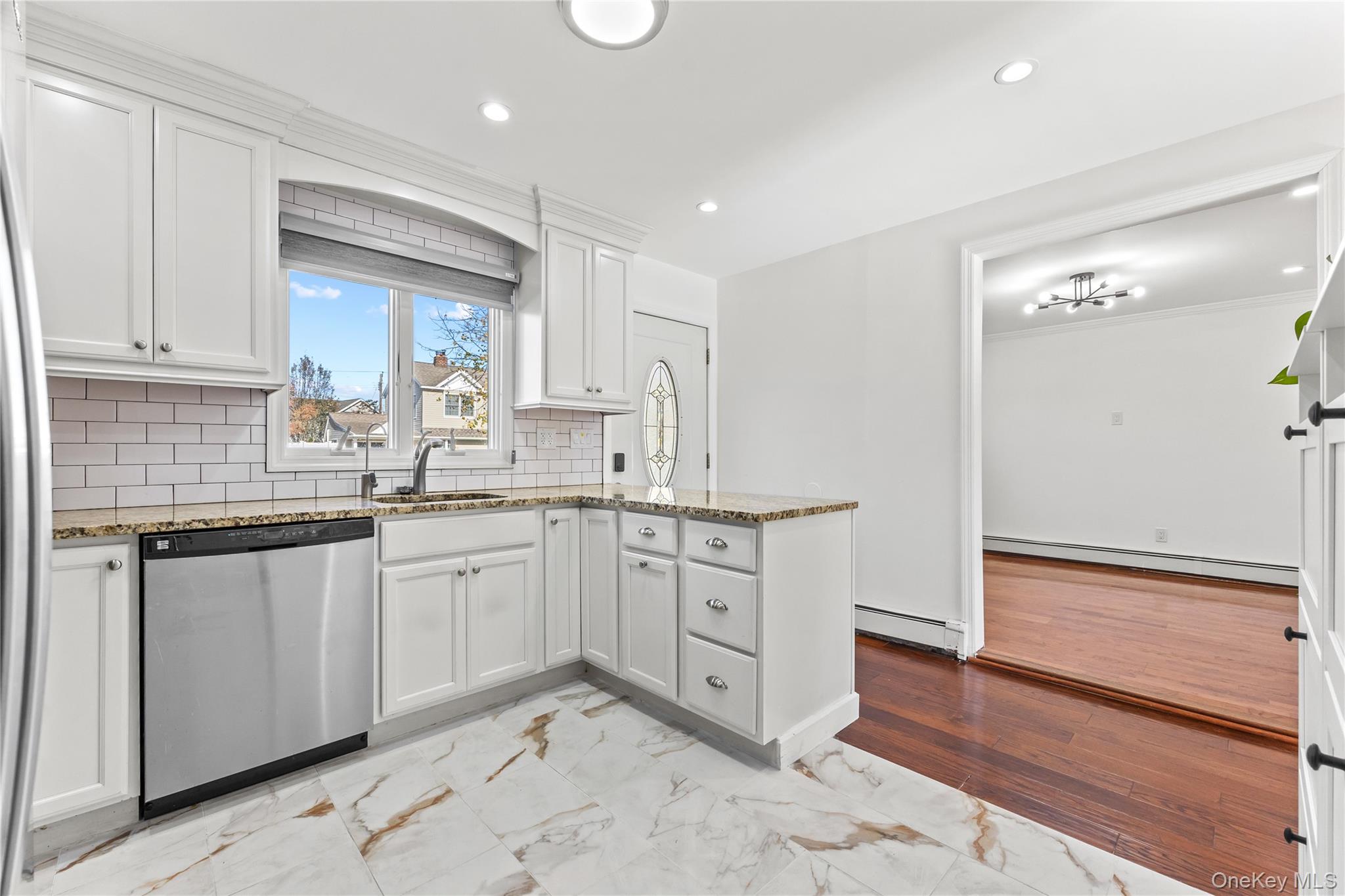 #4 photo, 197 Blacksmith Road, Levittown , NY 11756