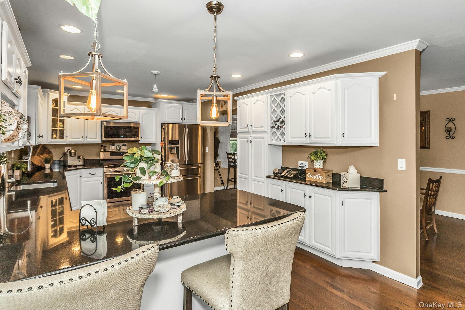 #11 photo, 40 Burt Avenue, Northport , NY 11768