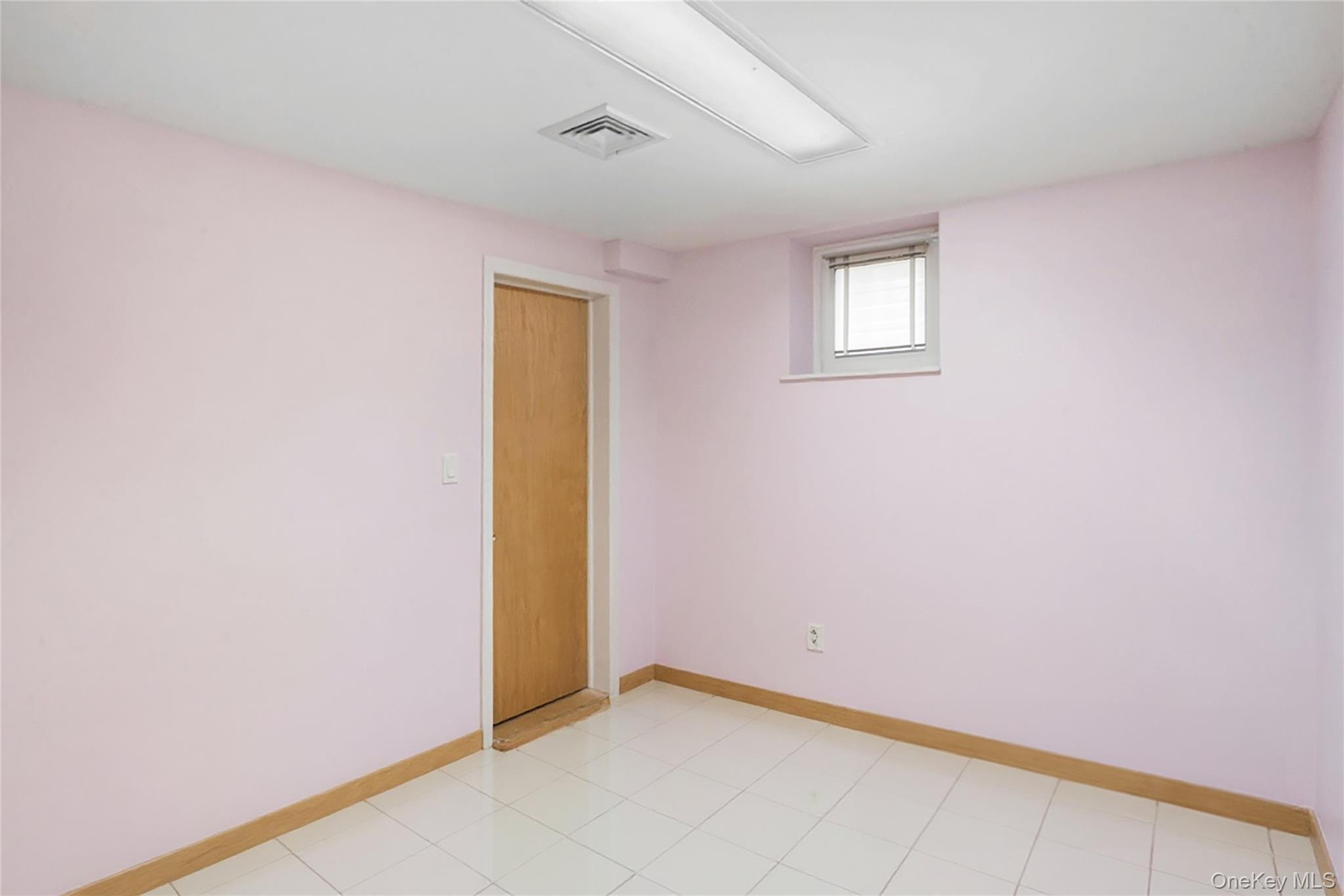 #11 photo, 1527 E 29th Street, Brooklyn , NY 11229