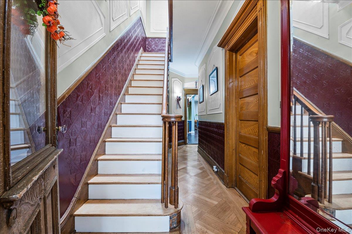 #12 photo, 68-15 64th Place, Ridgewood , NY 11385