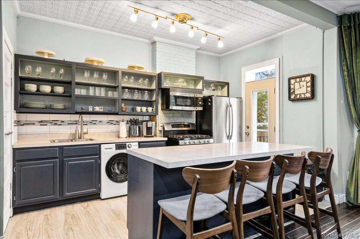 #4 photo, 68-15 64th Place, Ridgewood , NY 11385