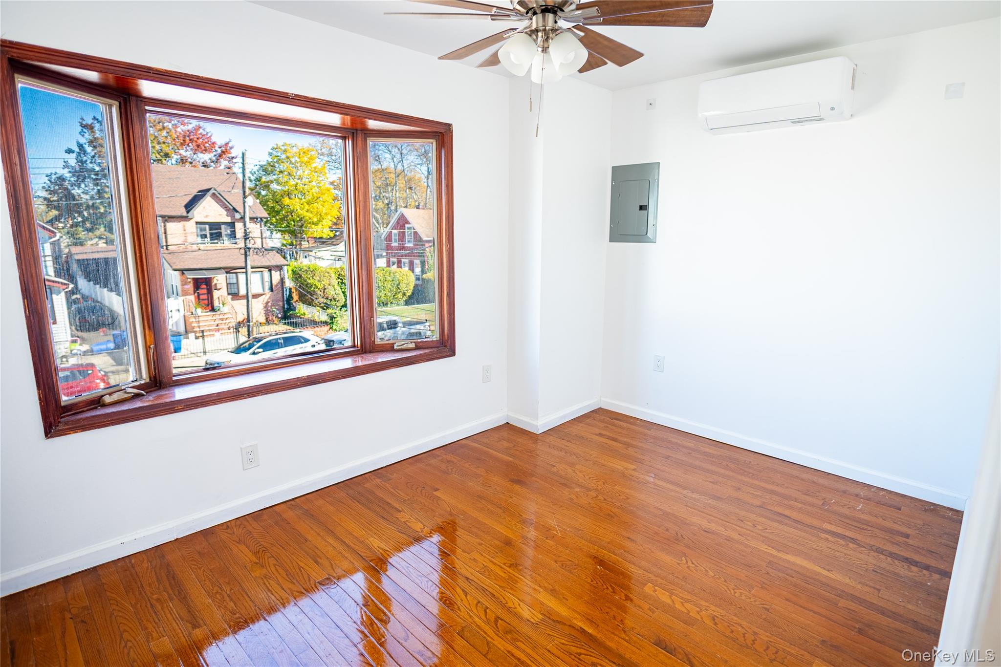 #10 photo, 11550 134th Street, South Ozone Park , NY 11420